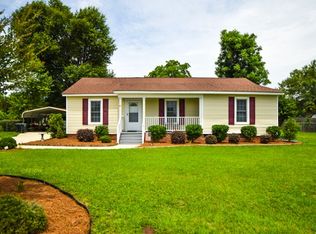 41 Owens St, Williston, SC 29853