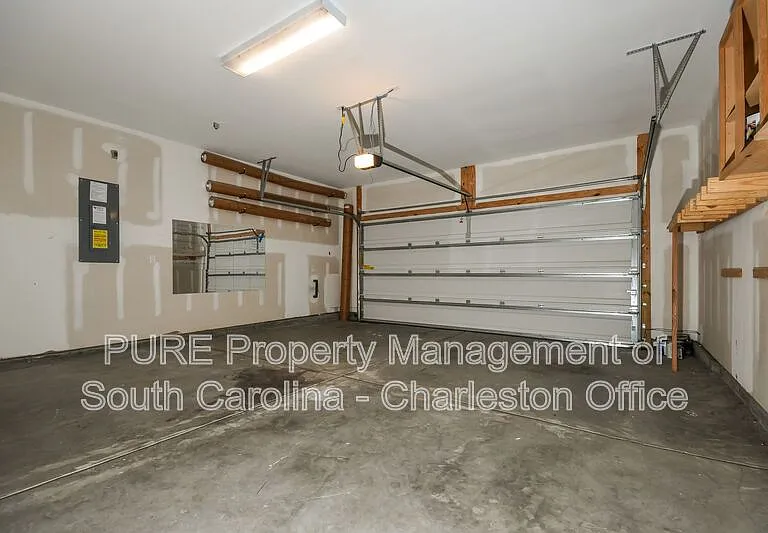 2641 Alamanda Dr — Photo 20