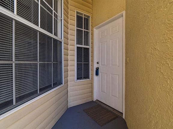 3rd image of 1050 Starkey Rd APT 207