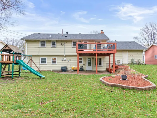 5230 Buchanan St NE, Fridley, MN 55421