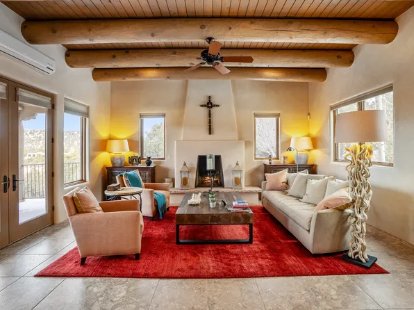 2020 Senda De Andres, Santa Fe, NM 87501