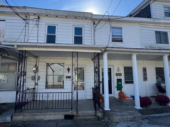 812 W 5th St, Mount Carmel, PA 17851