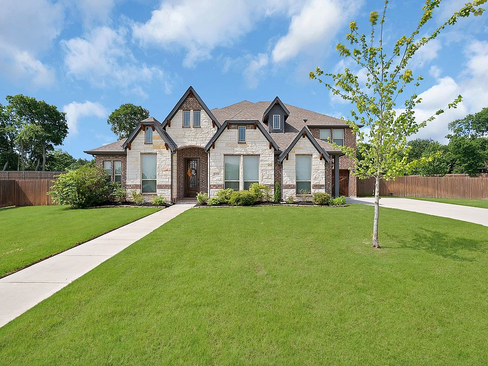1st image of 810 Sundown Ct