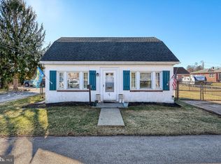 9 1/2 N Forrest St, York, PA 17404