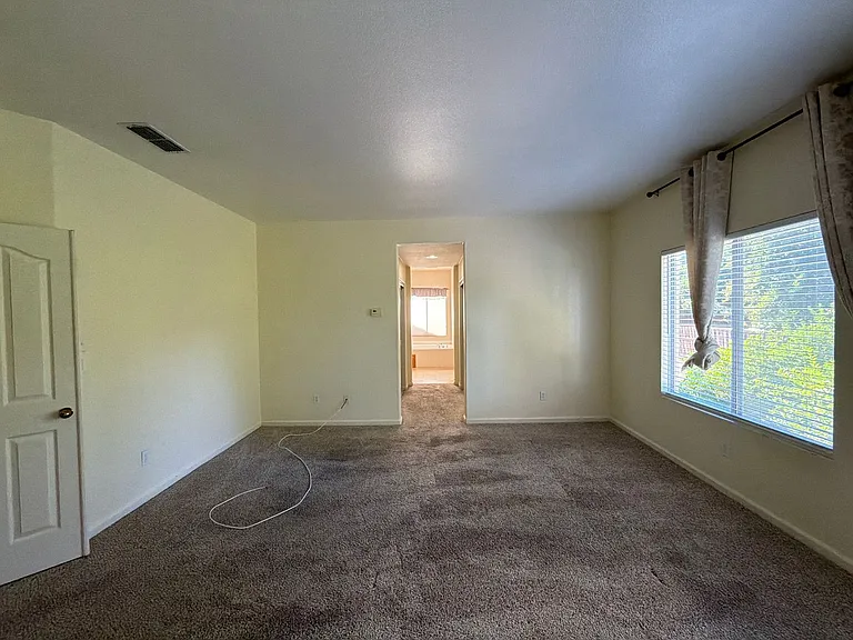 709 Black Oak Way — Photo 26