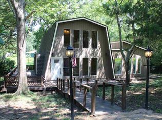 225 Lakeview Pl, Raymond, MS 39154