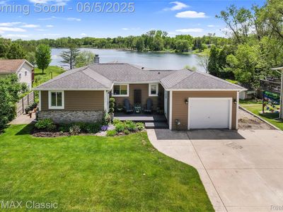 1072 Dunleavy Dr, Highland, MI, 48356