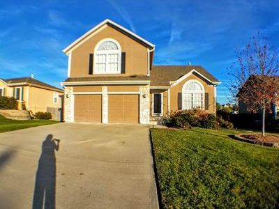 705 Derby St, Raymore, MO, 64083