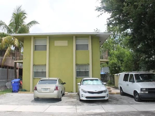 195 NW 68th St, Miami, FL 33150