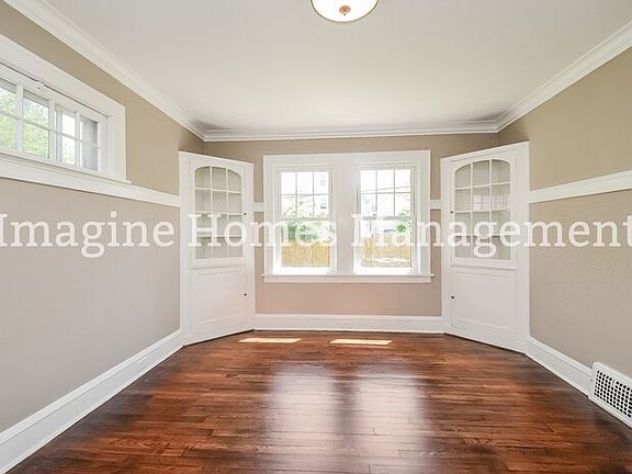 5th image of 1505 Blossom Park Ave