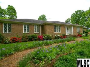 2254 Capri Dr, Hickory, NC 28602