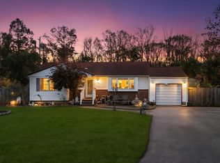 14 Urn Court, Brentwood, NY 11717