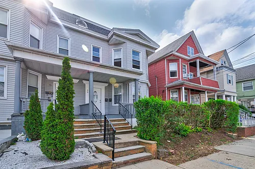 98 Trask Ave #2 Photo 1