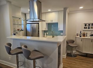 3170 Holiday Springs Blvd APT 310, Margate, FL 33063