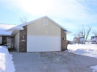 1717 Meiers Ct NW, Cedar Rapids, IA 52405