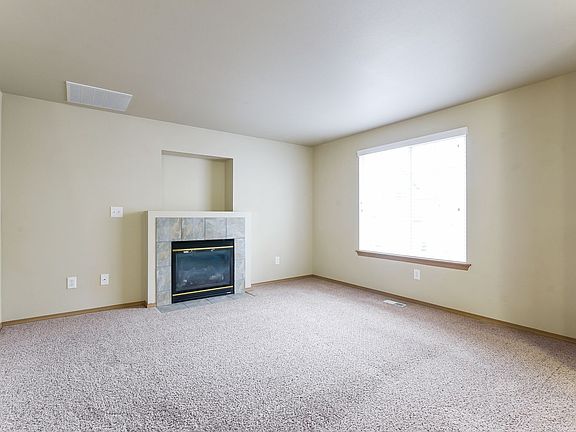5th image of 908 27th Ave SE
