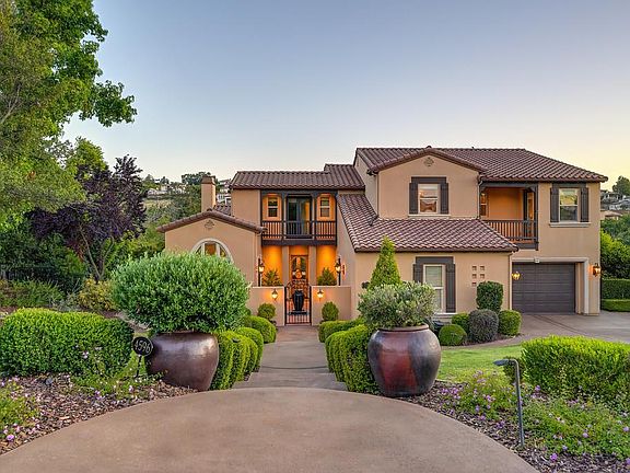 4th image of 4596 Echo Springs Cir