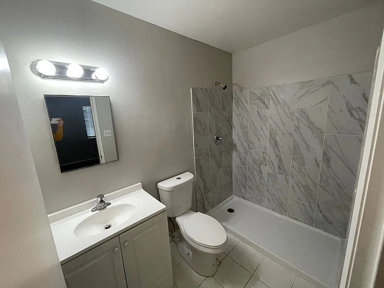 7009 Oakland Cir — Photo 7