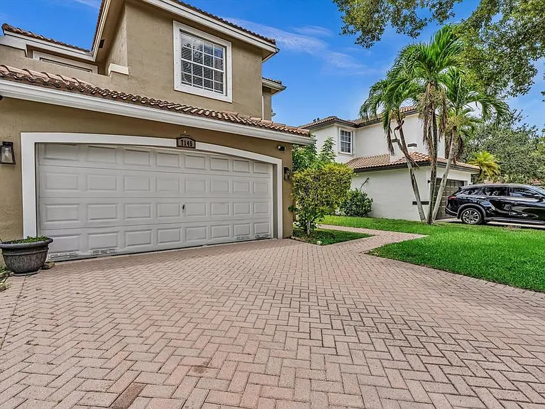 7145 Crescent Creek Way #0 — Photo 3