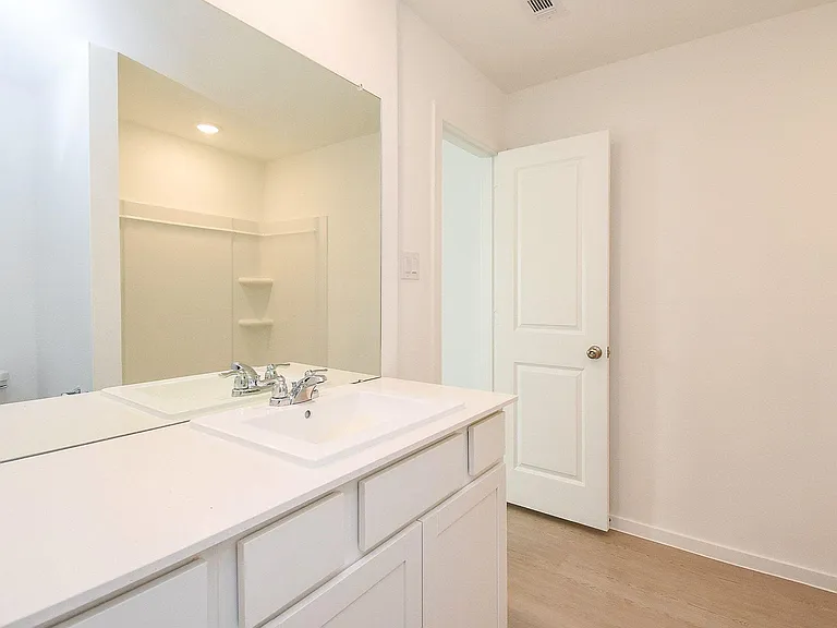 3045 Fantasy Terrace Dr — Photo 11