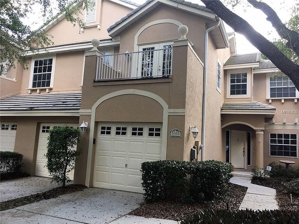 2nd image of 5050 White Pine Cir NE