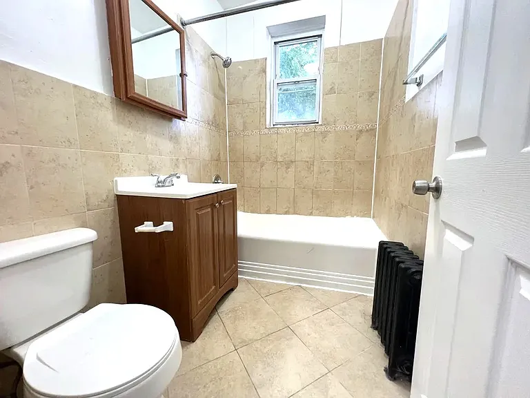 404 Union Ave #102B — Photo 2