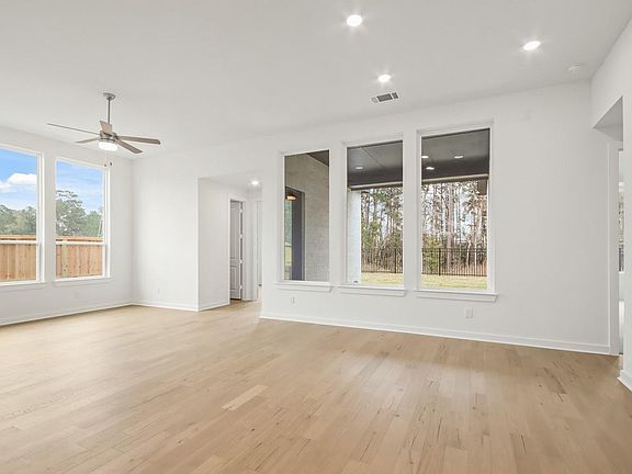 7th image of this home