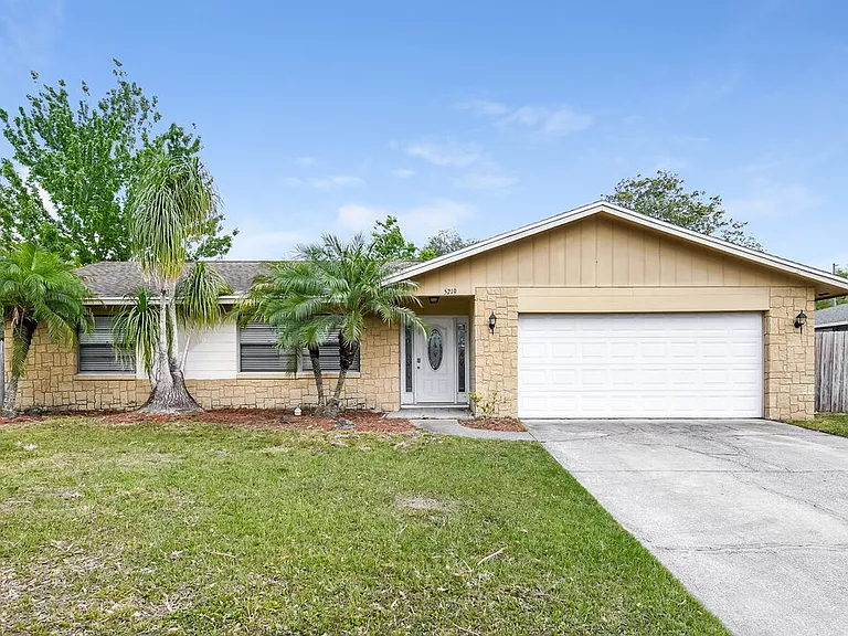 5219 Ardmore Dr — Photo 1