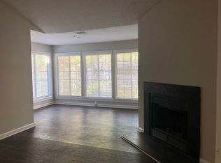 2032 Timbers Hill Rd, Richmond, VA 23235