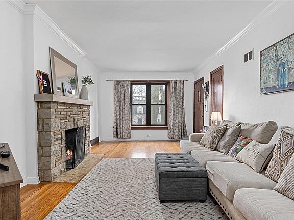 5th image of 7611 Suffolk Ave