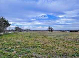 8731 S Hickory Loop, Calvert, TX 77837