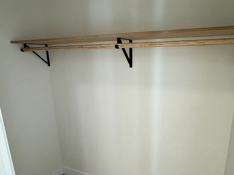 241 N Park View St #241 — Photo 6
