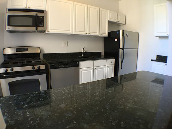 2nd image of 921 Washington Ave #66A
