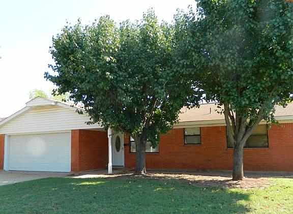 2nd image of 409 NW 73rd St