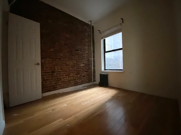 238 E 14th St #3F — Photo 7