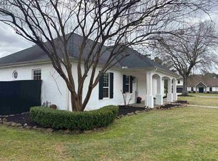 1835 Langham Forest Blvd, Orange, TX 77630