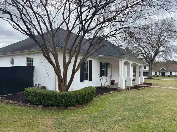 1835 Langham Forest Blvd, Orange, TX 77630