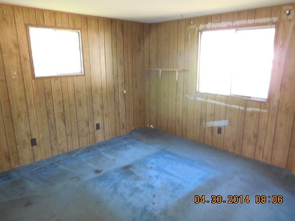 4th image of 16913 Silverbell Ct SE
