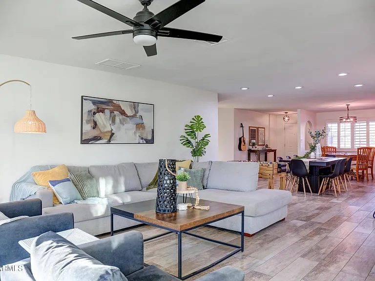 7225 E Villa Way — Photo 6
