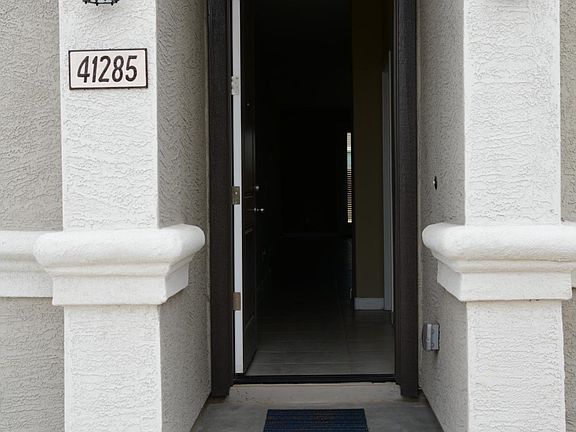 Entrance1