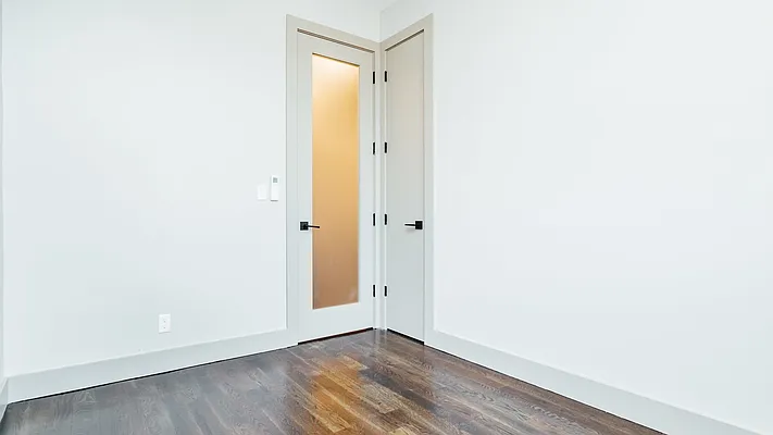 Rented by Nooklyn NYC LLC | media 9