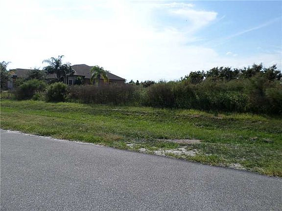 5th image of 4058 Gardenwood Cir