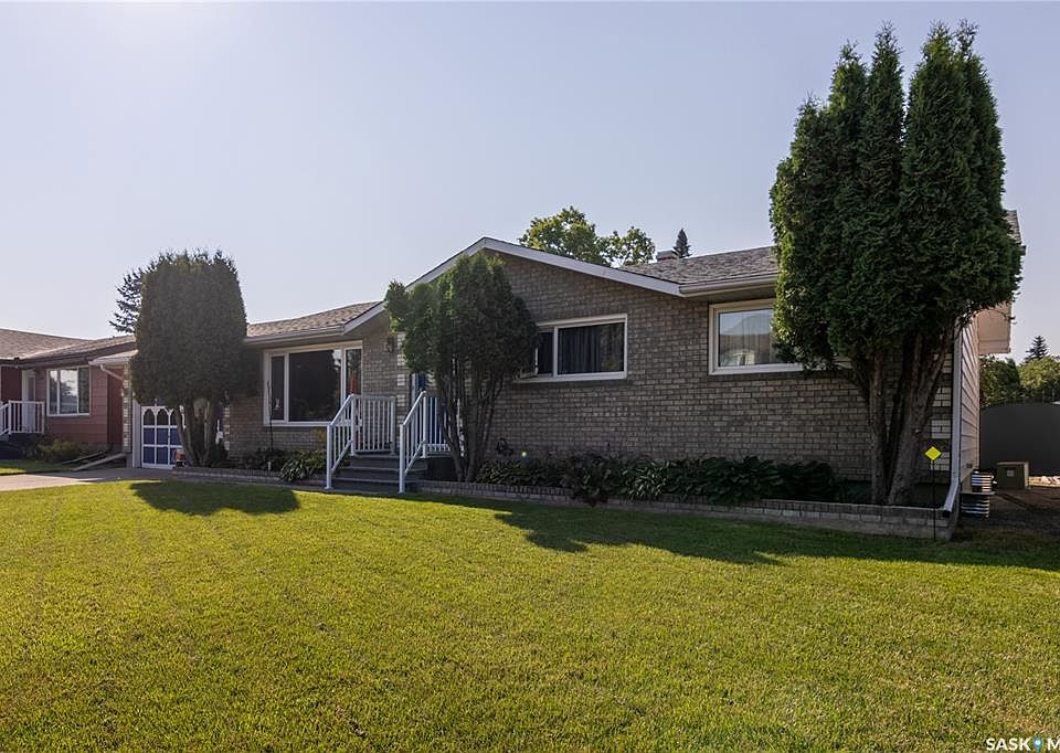 1st image of 1135 Corning AVENUE