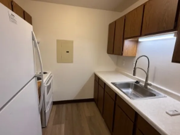 120 High St, 120 High St #A946601da, Clintonville, WI 54929