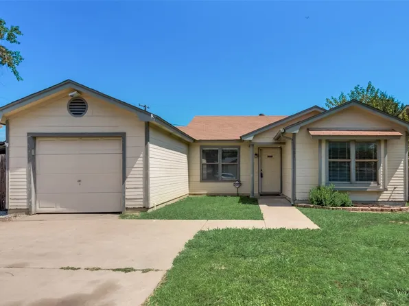 1501 Gentle Wind Dr, Arlington, TX 76018