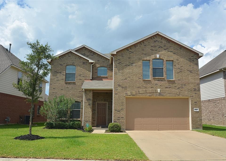 1st image of 25822 Westbourne Dr
