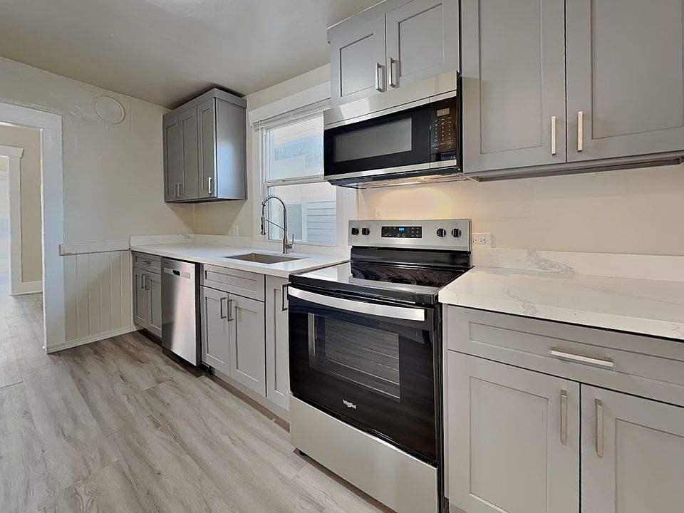 1st image of 718 S Yakima Ave #720