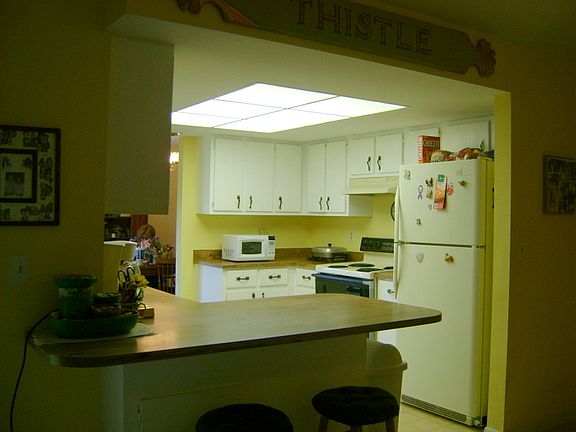 5th image of 127 SE 20th St