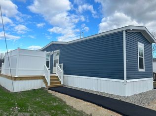332 Sherwood Glen Rd, Somersworth, NH 03878