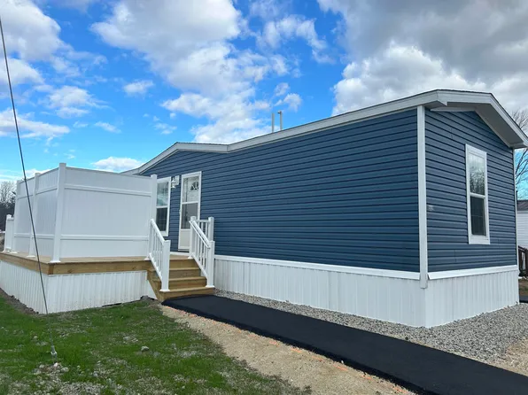 332 Sherwood Glen Road, Somersworth, NH 03878